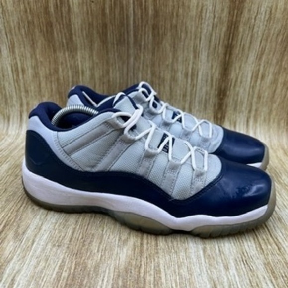 jordan 11s 7y